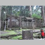 Koyasan_Cemetary_AllStoneHouseAndJizo.jpg