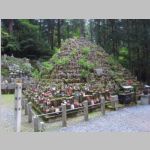 Koyasan_Cemetary_R0016126.jpg