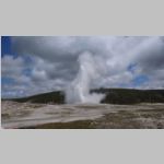 R0019888_Yellowstone_OldFaithful.jpg