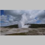R0019889_Yellowstone_OldFaithful.jpg
