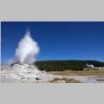 IMG_20160906_130854_Yellowstone_CastleGeyser.jpg